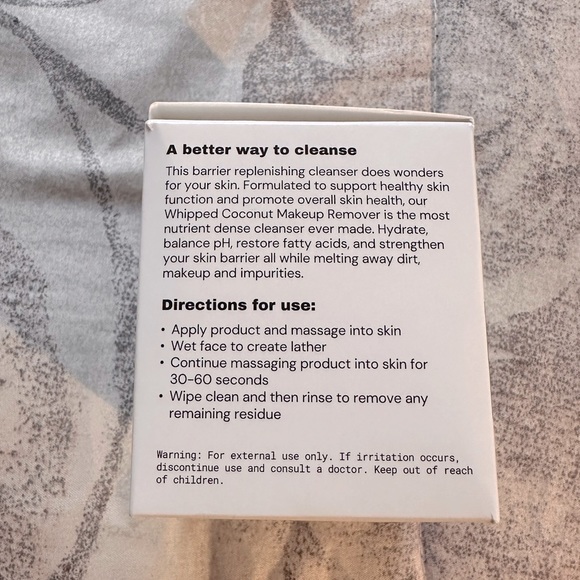 Strip Makeup Whipped Coconut Makeup Remover - Picture 3 of 7